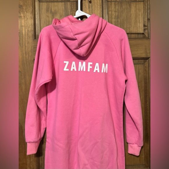 Rebecca Zamolo #zamfam Hooded Sweatshirt and Pink Onesie size S - Picture 4 of 5
